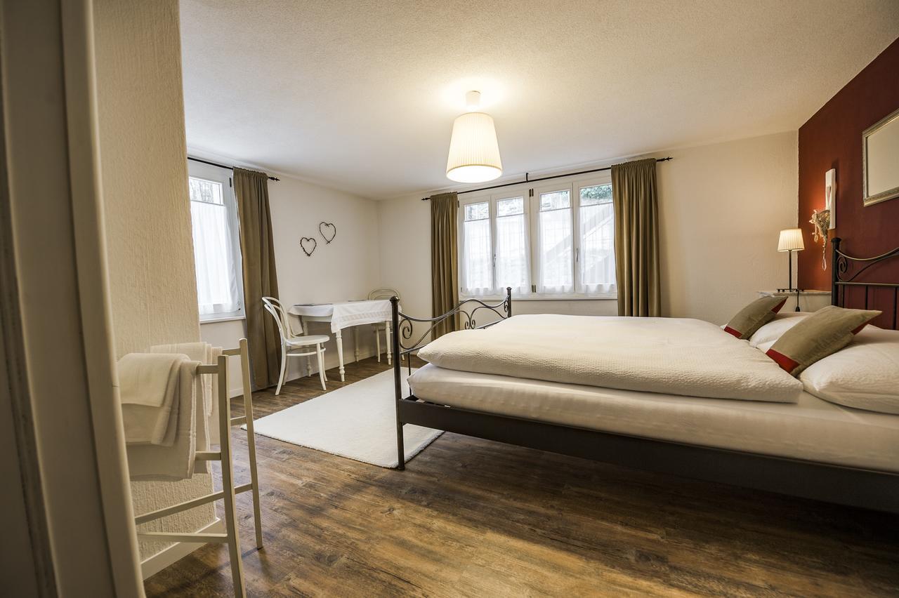 B3 Boutique-Bed&Breakfast Gsteigwiler Exteriér fotografie